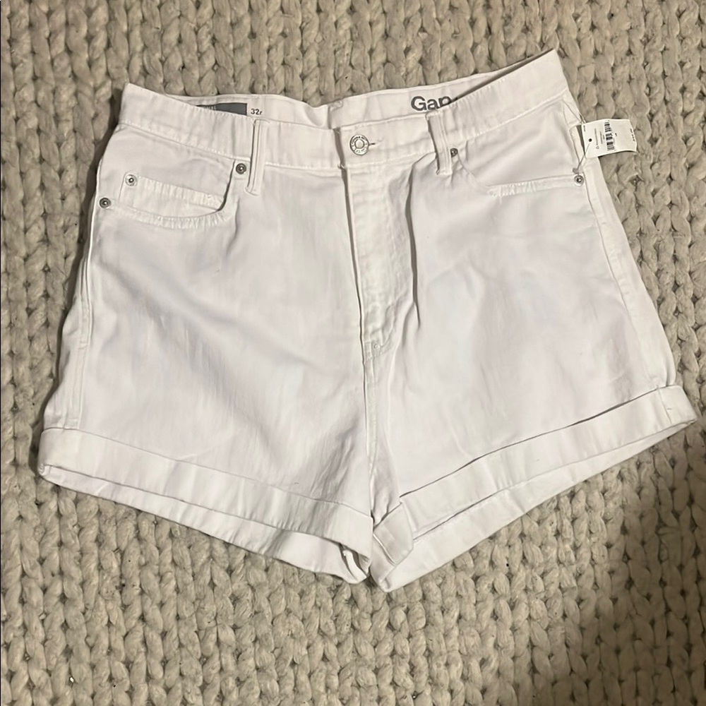 Gap Women's White Shorts